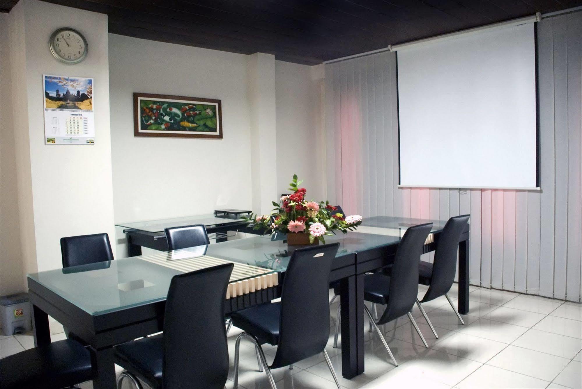 Lpp Convention Hotel Demangan Pakualaman Dış mekan fotoğraf